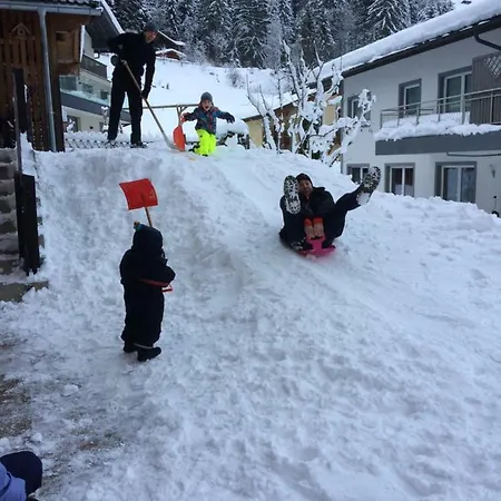 Knapp * Wald im Pinzgau
