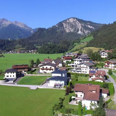Knapp * Wald im Pinzgau